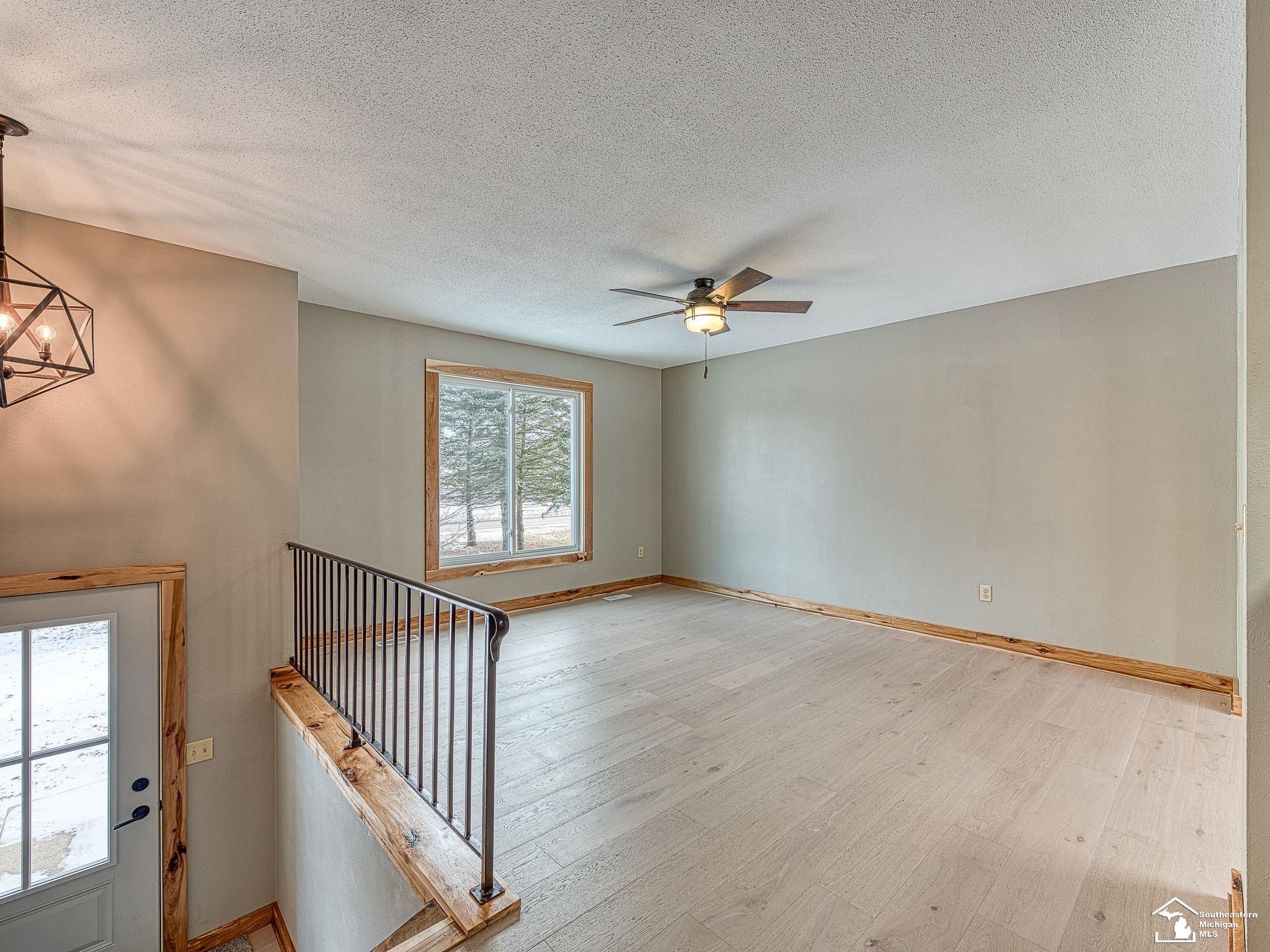 11253 Jackman Road Temperance, MI 48182 - Photo 5 of 51