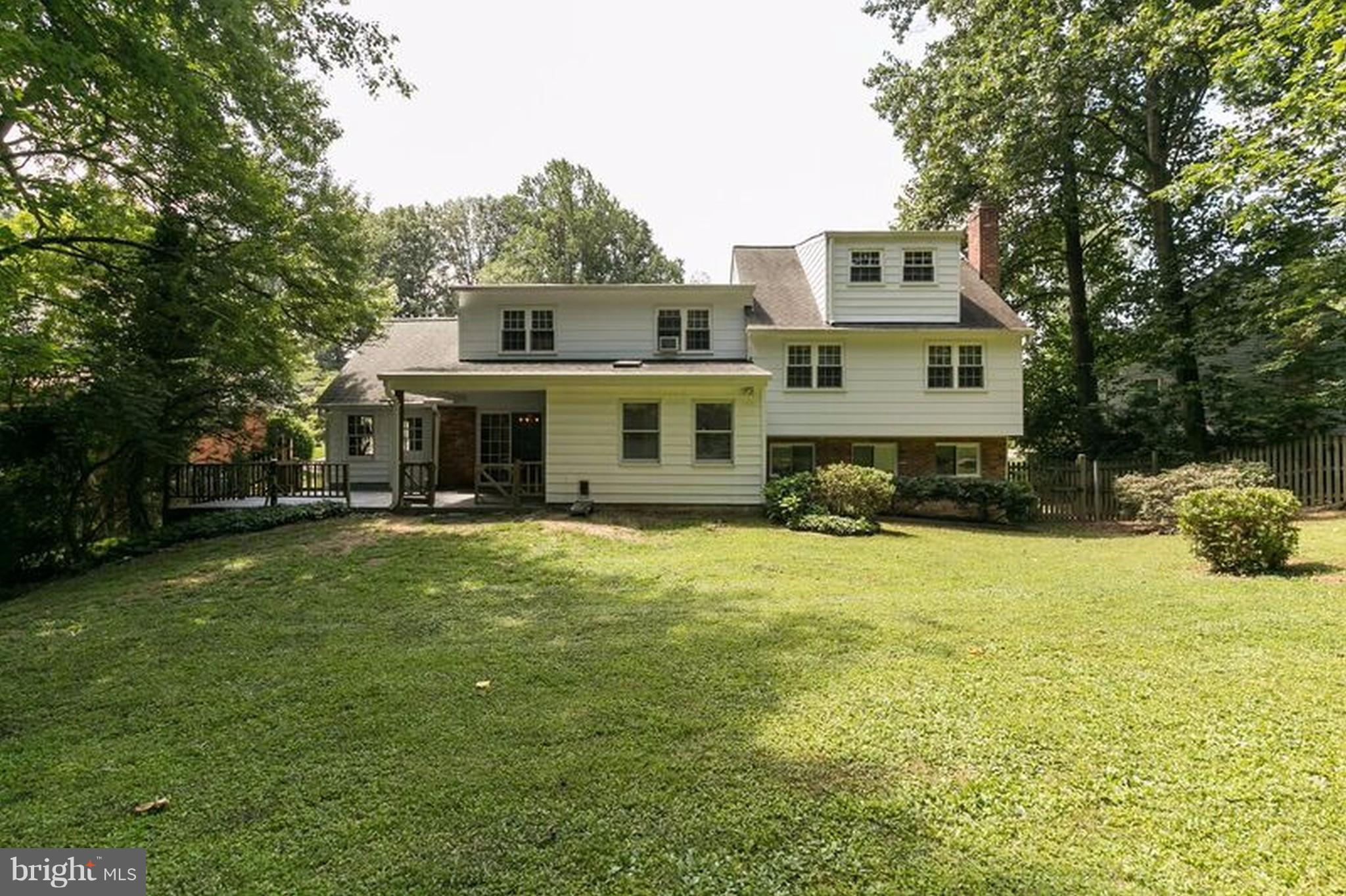 9526 Stevebrook Road Fairfax, VA 22032 - Photo 26 of 28 Exterior (Rear)