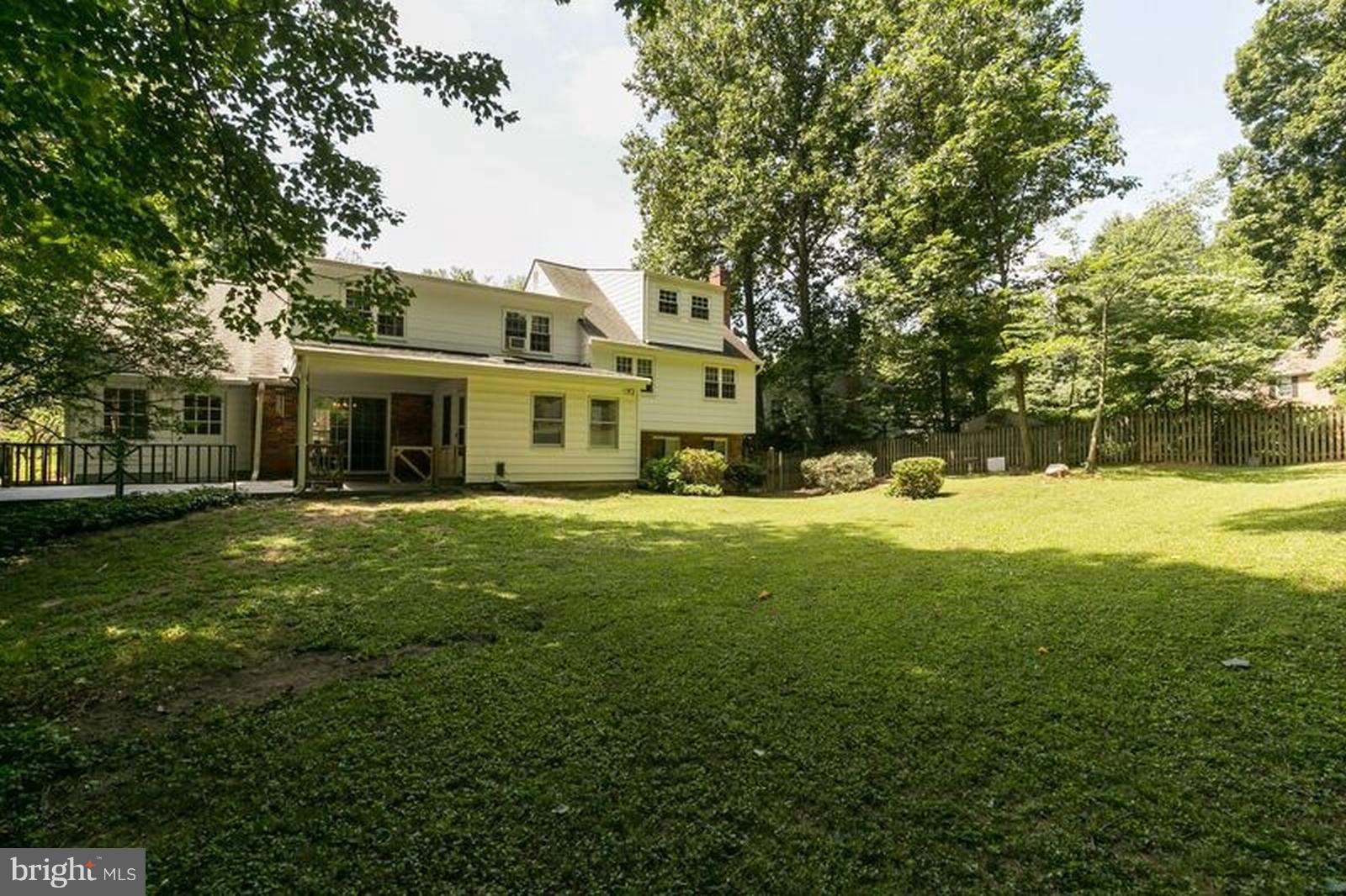 9526 Stevebrook Road Fairfax, VA 22032 - Photo 27 of 28 Exterior (Rear)
