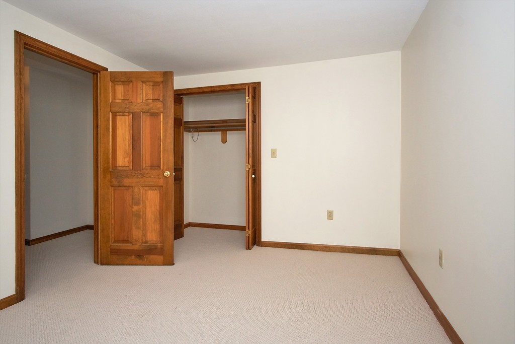 921 Broad Cove Road Hopkinton, NH 03229 - Photo 12 of 26
