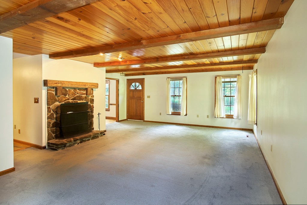 921 Broad Cove Road Hopkinton, NH 03229 - Photo 7 of 26