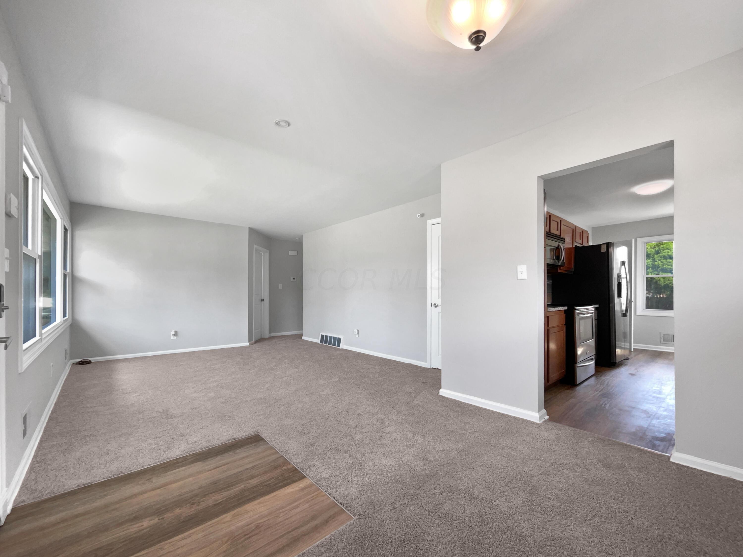 2914 Templeton Road Columbus, OH 43209 - Photo 11 of 25 listing_7