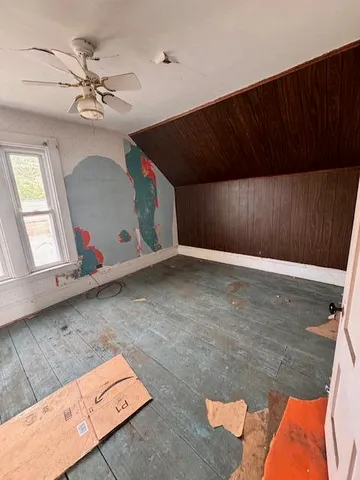 $115,000 | 98 Madison Avenue, Madison, ME 04950