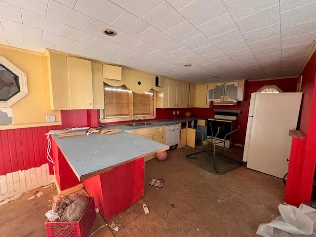 $115,000 | 98 Madison Avenue, Madison, ME 04950