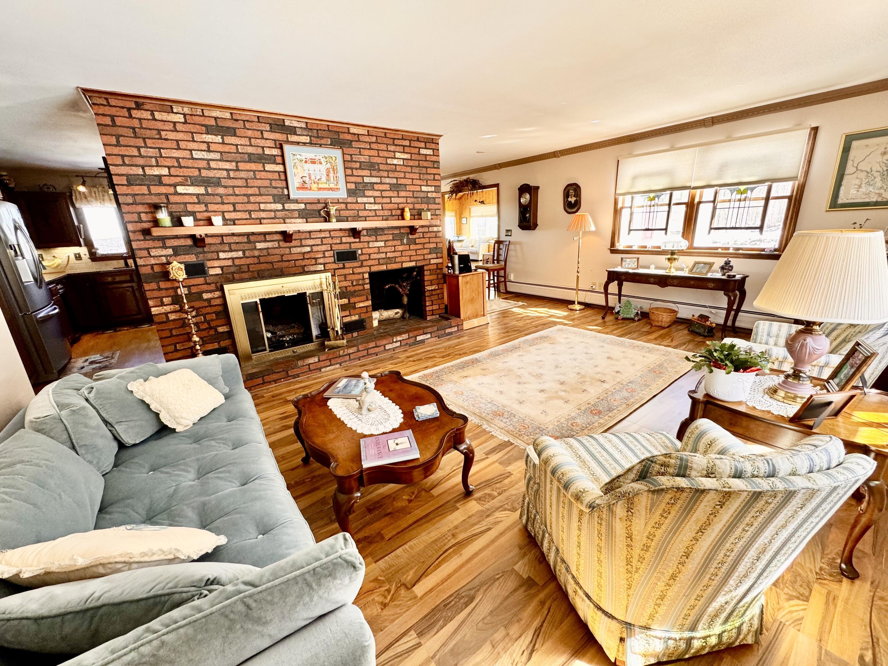 419 Williamsburg Road Brownville, ME 04414 - Photo 45 of 105 Living Room
