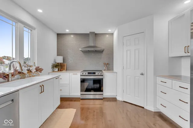 $379,900 | 3896 Woods Bay Lane, Plainfield, IN 46168