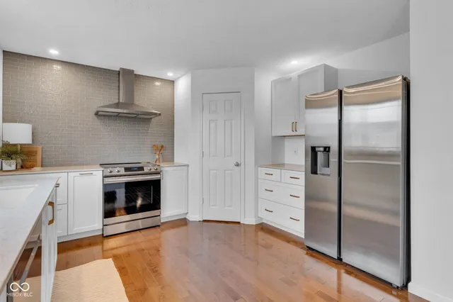 $379,900 | 3896 Woods Bay Lane, Plainfield, IN 46168