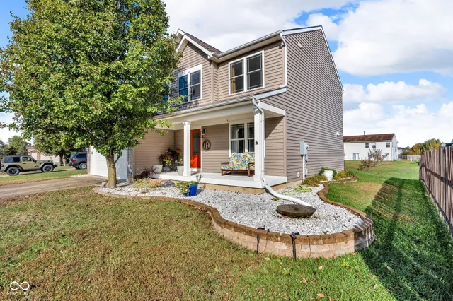 $379,900 | 3896 Woods Bay Lane, Plainfield, IN 46168