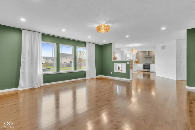 $379,900 | 3896 Woods Bay Lane, Plainfield, IN 46168