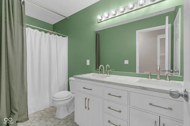 $379,900 | 3896 Woods Bay Lane, Plainfield, IN 46168