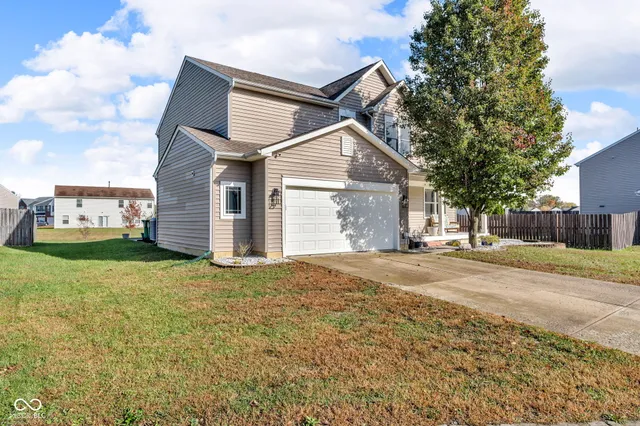 $379,900 | 3896 Woods Bay Lane, Plainfield, IN 46168