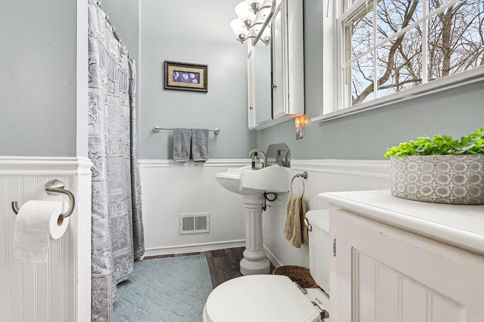 814 French Street Three Rivers, MI 49093 - Photo 13 of 28 013_file_1059