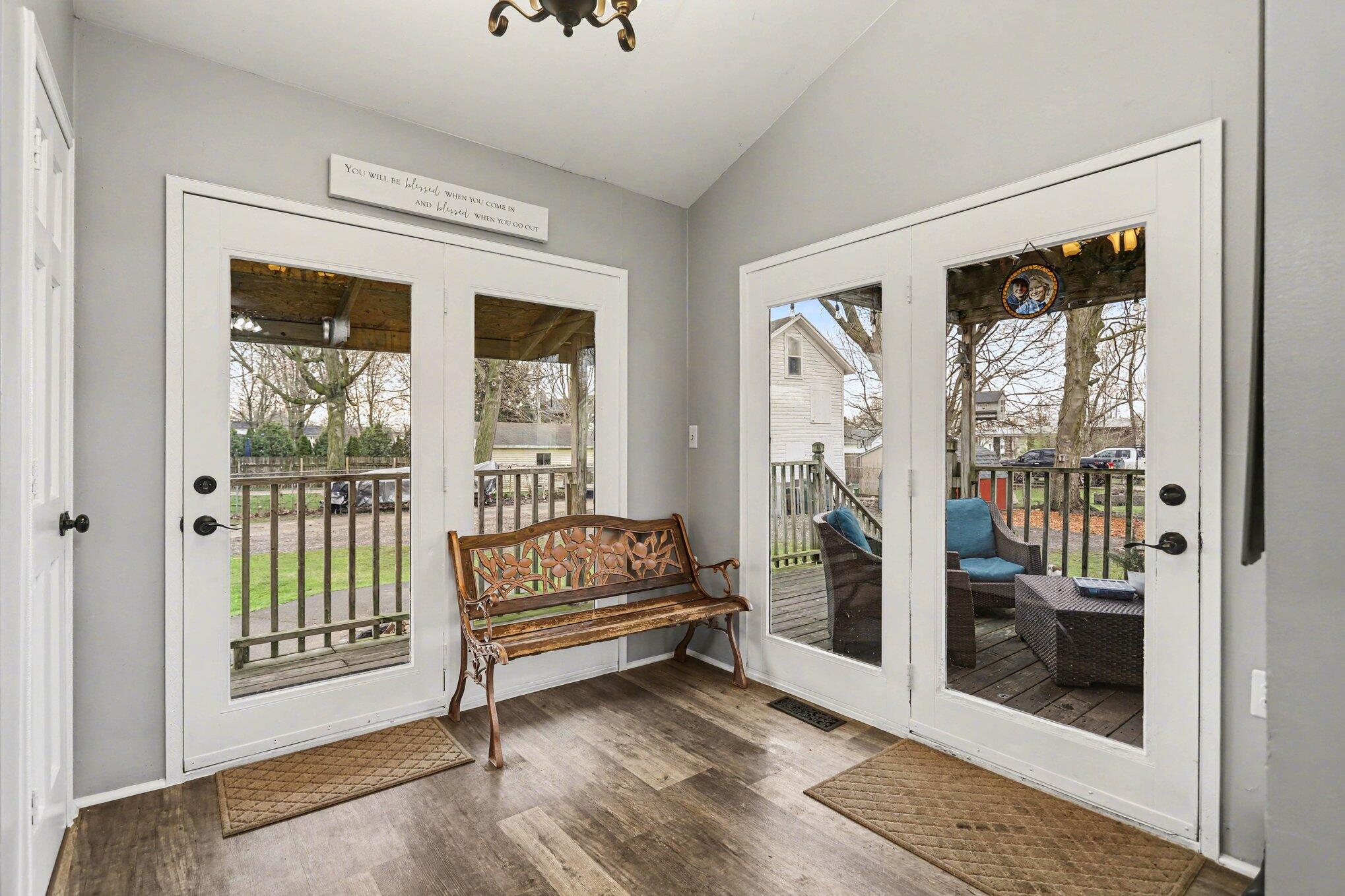 814 French Street Three Rivers, MI 49093 - Photo 3 of 28 003_file_9837