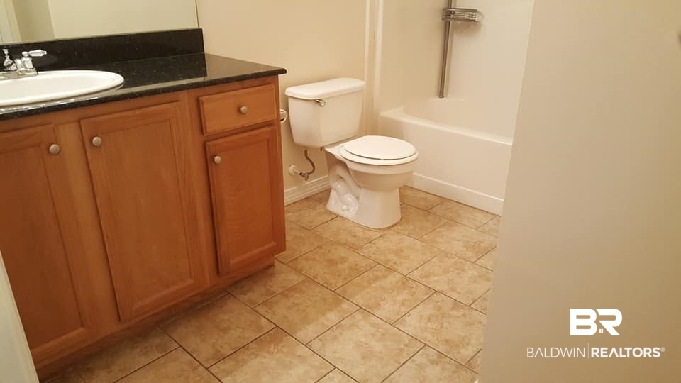 20969 Bishop Road, Unit 2 Fairhope, AL 36532 - Photo 3 of 22
