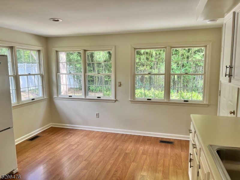 1531 Larger Cross Road, Unit 6 Bedminster, NJ 07931 - Photo 9 of 15