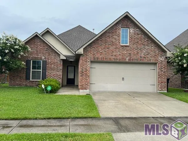 $2,200 | 6632 Blue Rose Dr., Baton Rouge, LA 70817