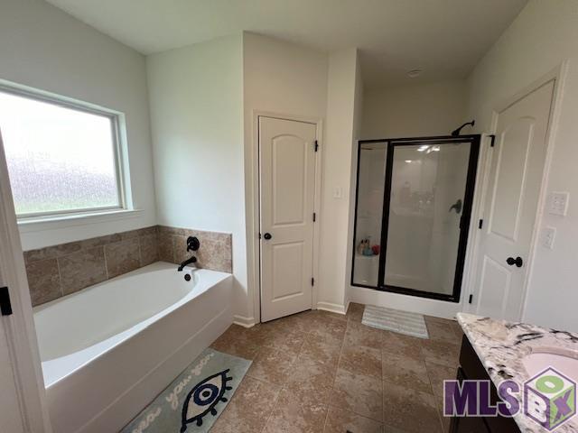 6632 Blue Rose Dr. Baton Rouge, LA 70817 - Photo 8 of 10 master bath