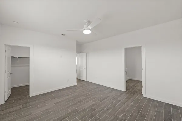 $350,060 | 7826 Jade Crst Drive, Angleton, TX 77515