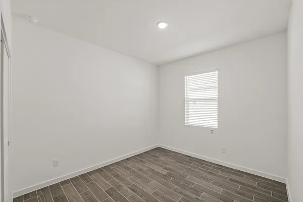 $350,060 | 7826 Jade Crst Drive, Angleton, TX 77515