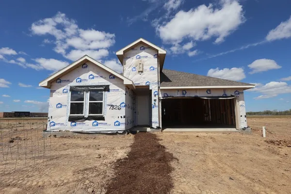 $350,060 | 7826 Jade Crst Drive, Angleton, TX 77515