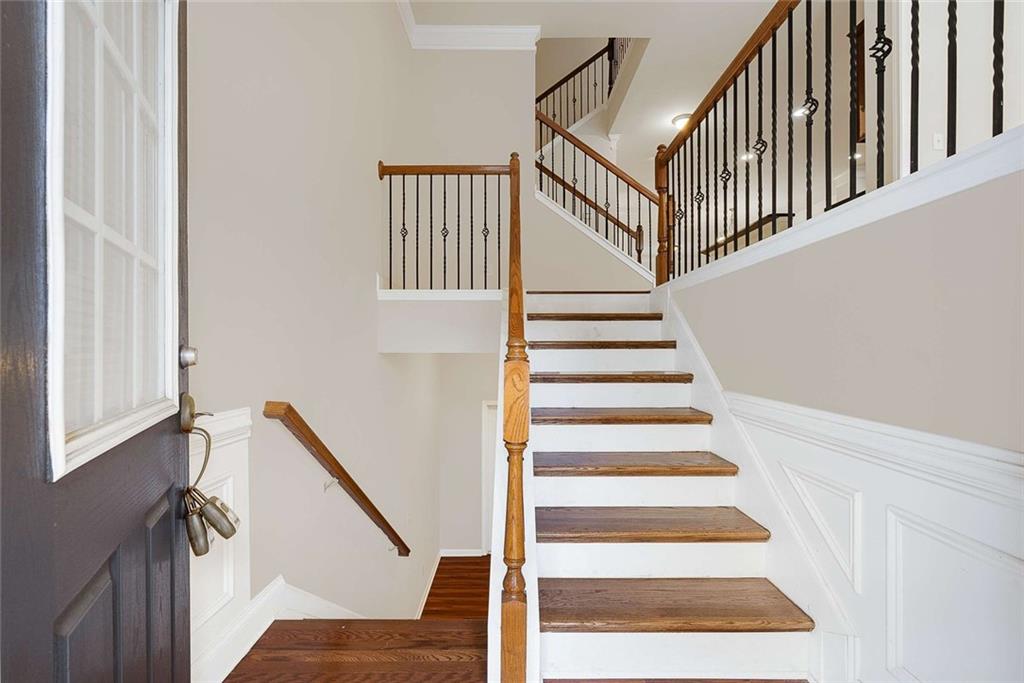 3199 Buck Way Alpharetta, GA 30004 - Photo 4 of 45 a view of entryway