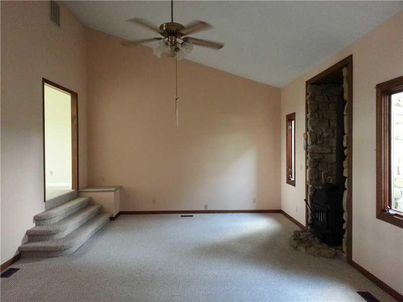 8229 Knapp Road Indianapolis, IN 46259 - Photo 6 of 24 Gallery Image 6