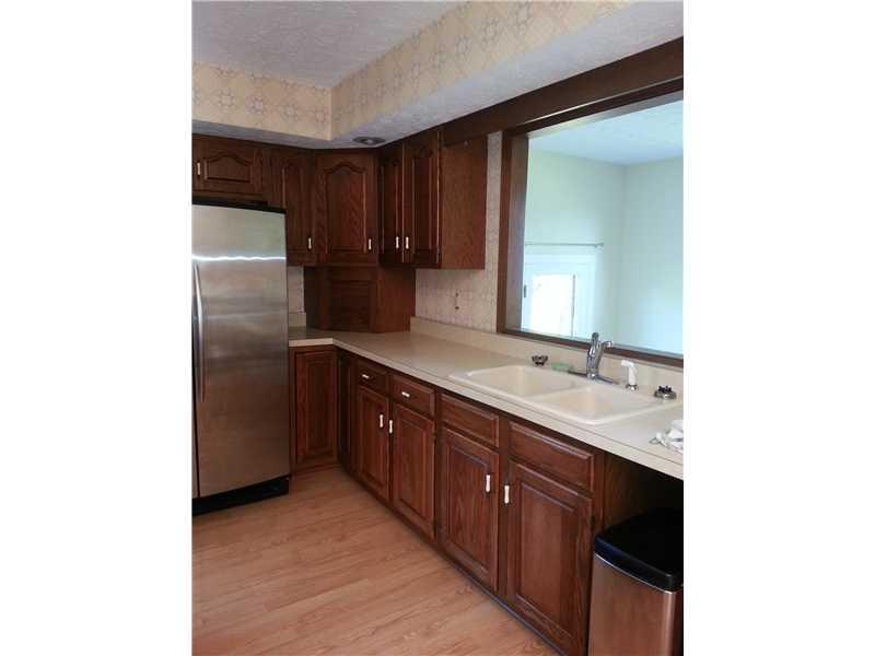 8229 Knapp Road Indianapolis, IN 46259 - Photo 10 of 24 Gallery Image 10