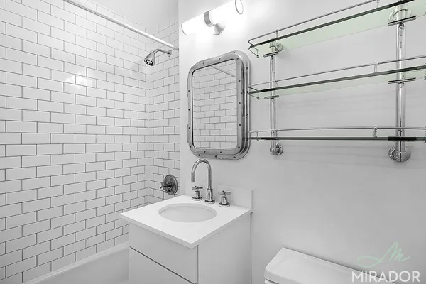 $3,500 | 1435 York Avenue, Unit 5H | Lenox Hill