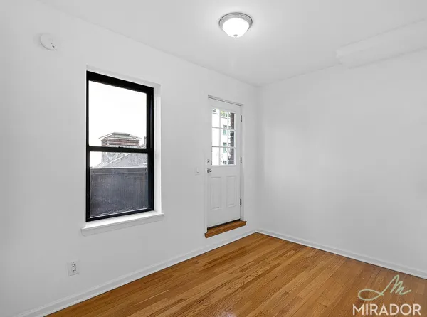 $3,500 | 1435 York Avenue, Unit 5H | Lenox Hill