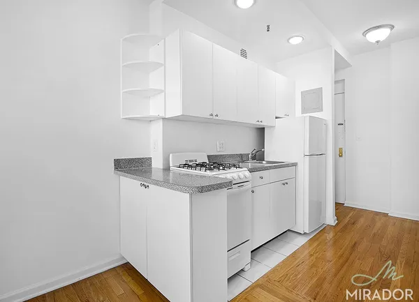$3,500 | 1435 York Avenue, Unit 5H | Lenox Hill