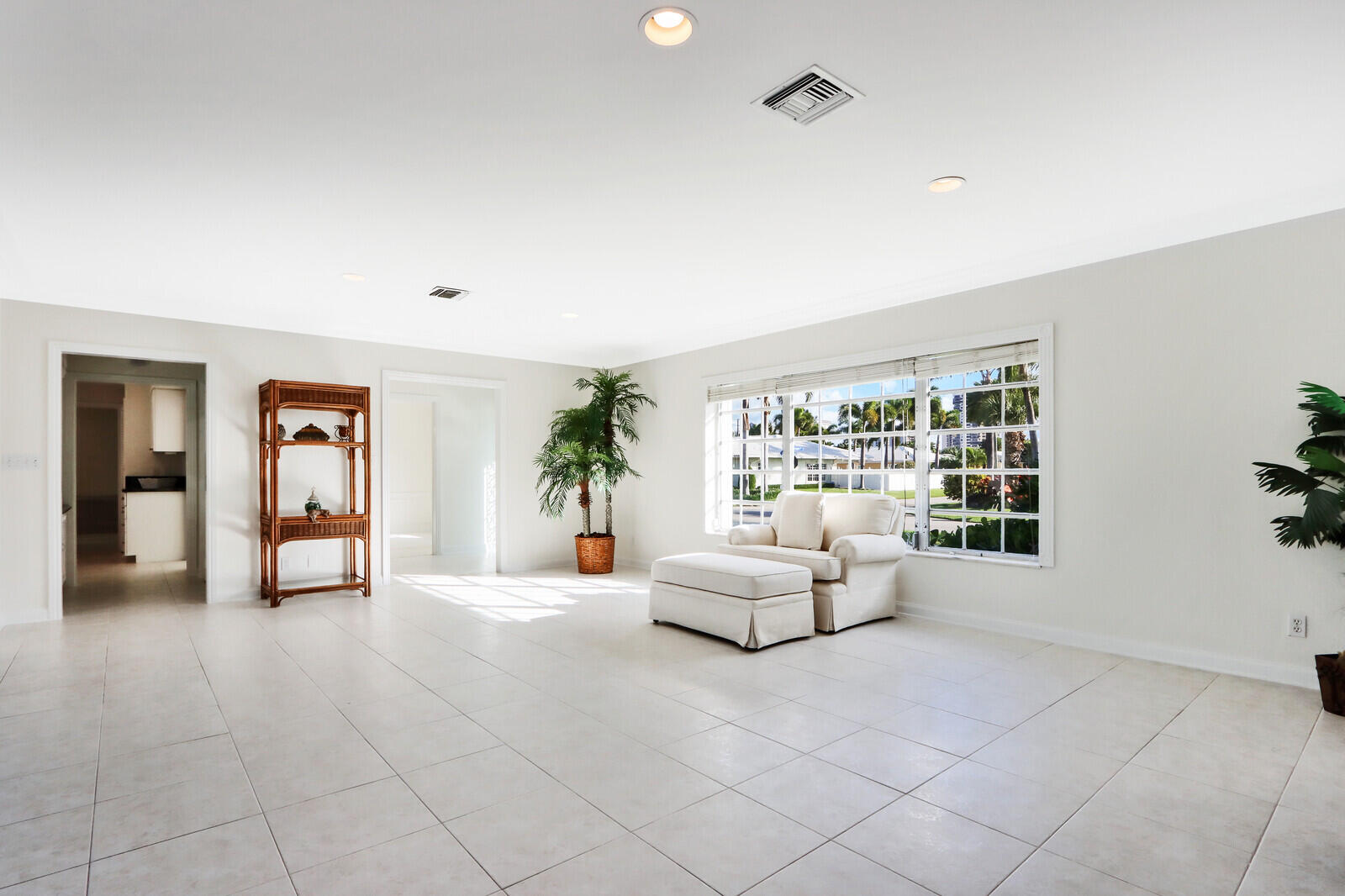 3865 Sunset Lane Singer Island, FL 33404 - Photo 28 of 51 Image_8_mls (6)