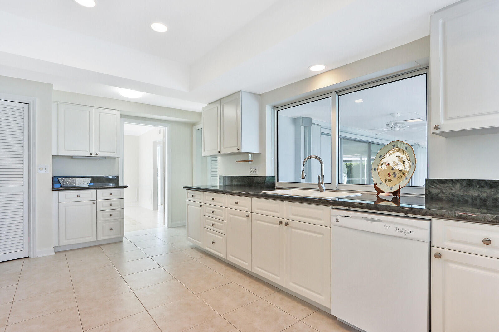 3865 Sunset Lane Singer Island, FL 33404 - Photo 36 of 51 Image_16_mls (4)
