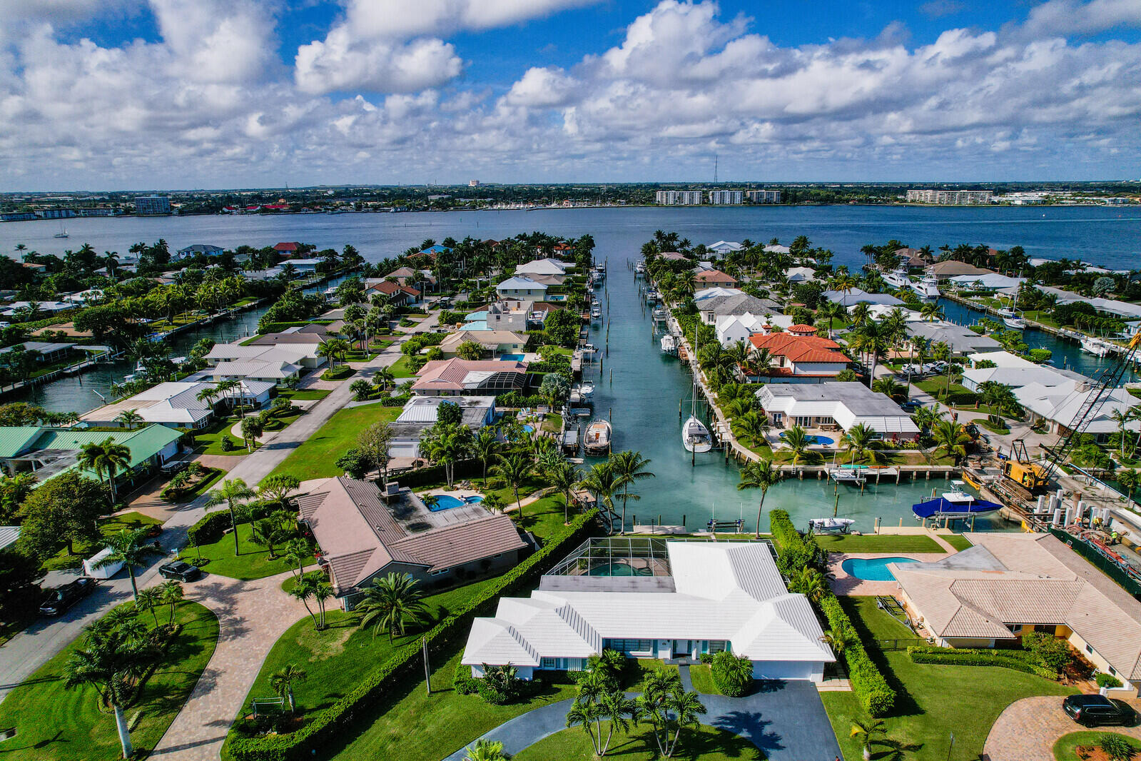 3865 Sunset Lane Singer Island, FL 33404 - Photo 4 of 51 Aerial_2_mls (3)