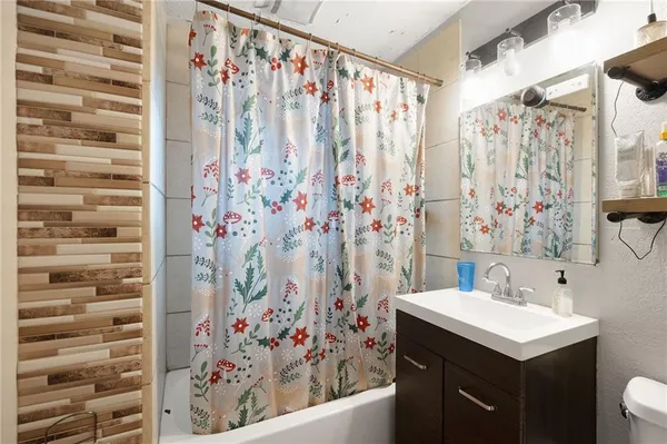 $289,000 | 1916 South 14th Street, Kansas City, KS 66103