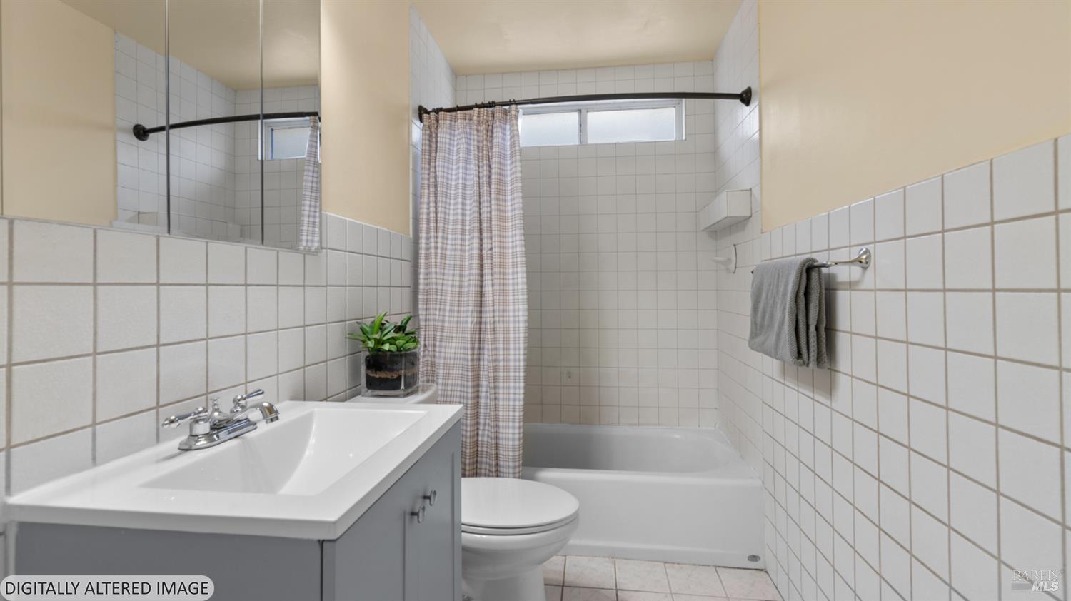 125 Kendal Street Vacaville, CA 95688 - Photo 26 of 45 a bathroom with a sink toilet and shower