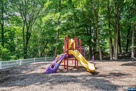 a view of park with entertaining space