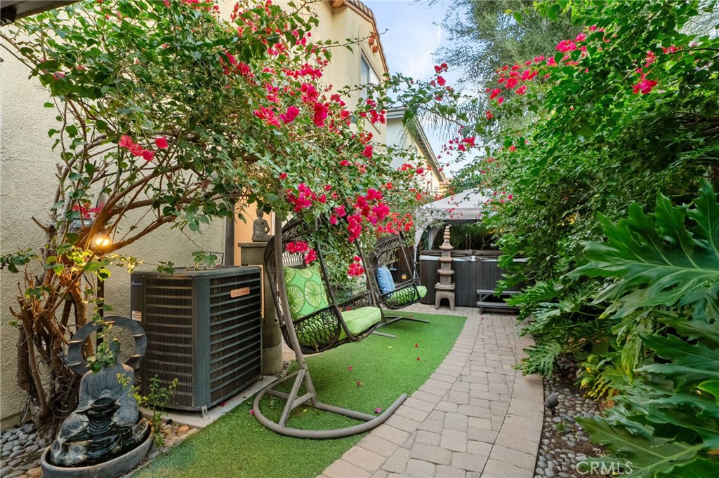 4140 Garvey Way Riverside, CA 92501 - Photo 20 of 25 a front view of a house with entertaining space