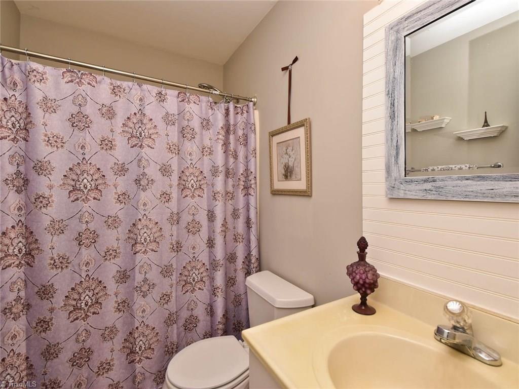 706 Princess Road Greensboro, NC 27455 - Photo 16 of 20 Gallery Image 16