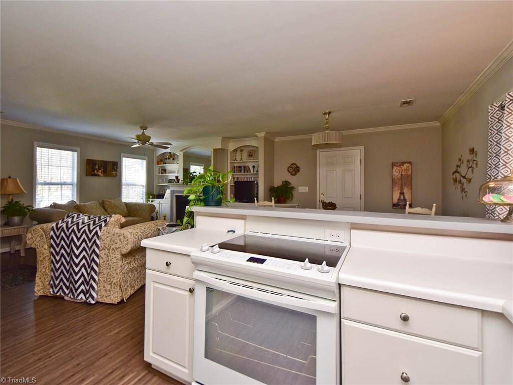 706 Princess Road Greensboro, NC 27455 - Photo 10 of 20 Gallery Image 10