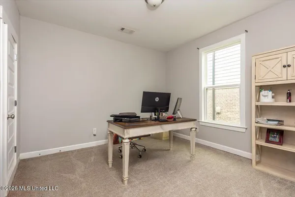 $415,000 | 7207 Edgewater Drive, Olive Branch, MS 38654