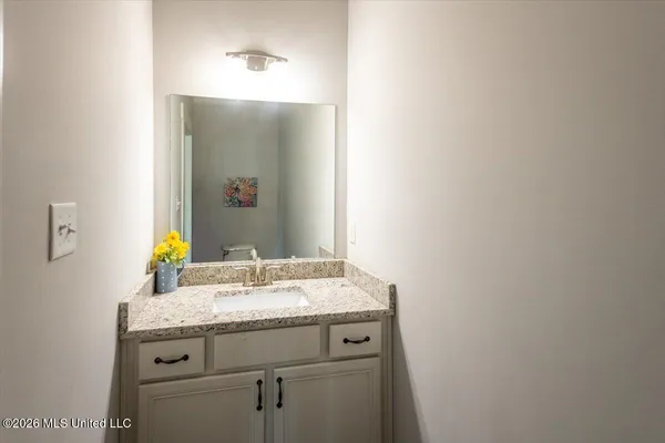 $415,000 | 7207 Edgewater Drive, Olive Branch, MS 38654