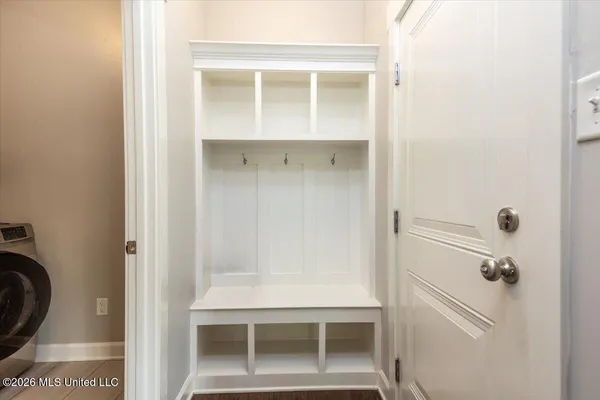 $415,000 | 7207 Edgewater Drive, Olive Branch, MS 38654