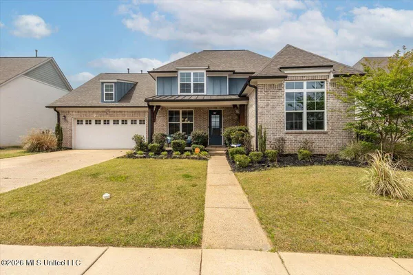 $415,000 | 7207 Edgewater Drive, Olive Branch, MS 38654