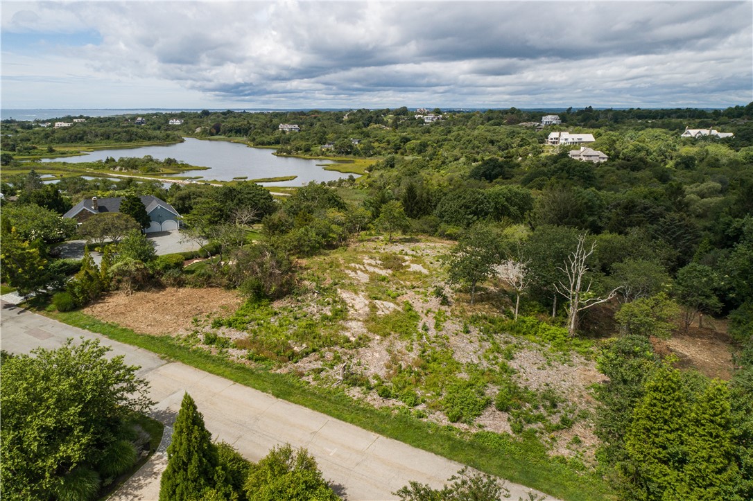 11 Ocean Heights Road Newport, RI 02840 - Photo 6 of 17