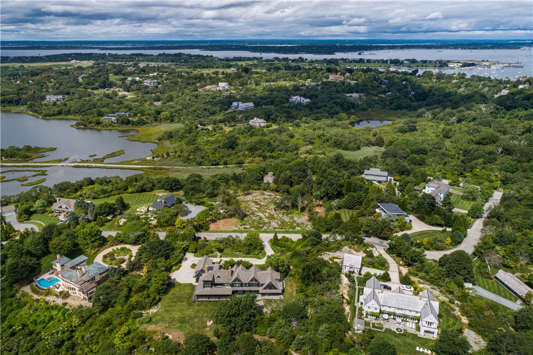 11 Ocean Heights Road Newport, RI 02840 - Photo 8 of 17