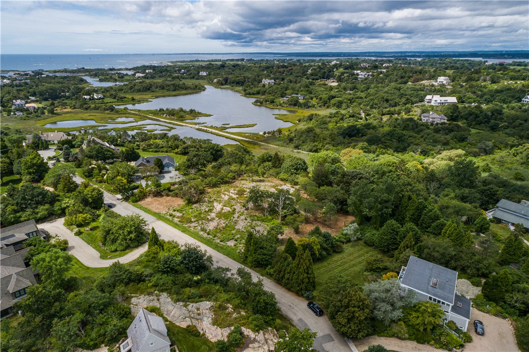 11 Ocean Heights Road Newport, RI 02840 - Photo 10 of 17