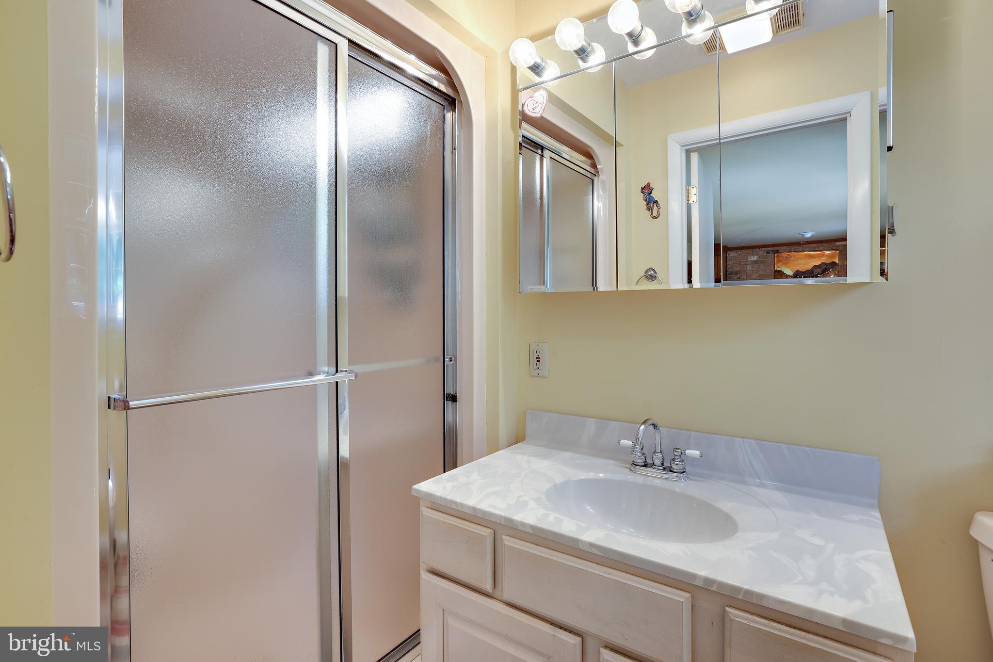 2517 Jonathan Road Ellicott City, MD 21042 - Photo 26 of 35 Gallery Image 26