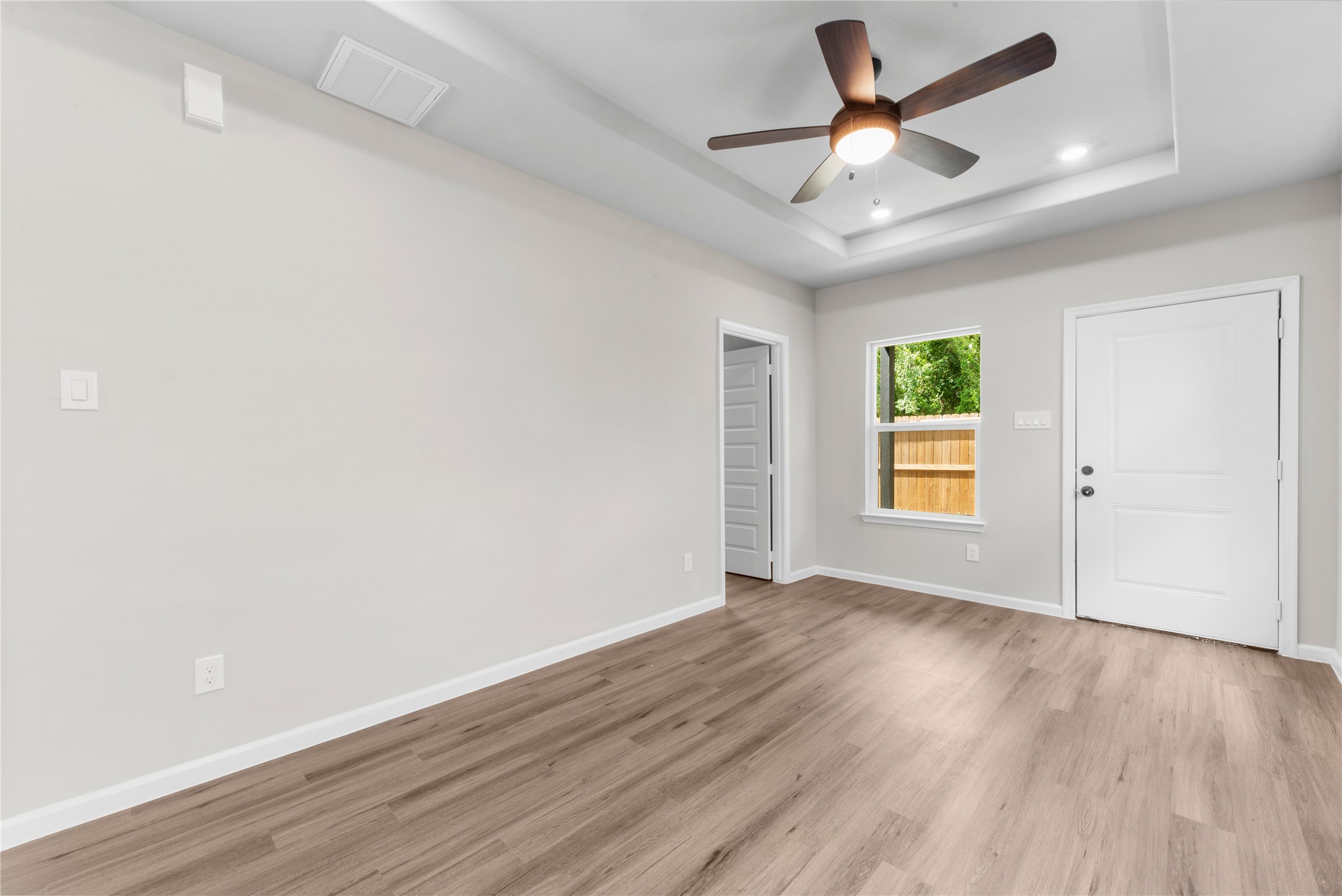 8161 Tate Street, Unit B Houston, TX 77028 - Photo 8 of 20