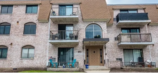 $2,400 | 90 High Street, Unit 107, Dedham, MA 02026