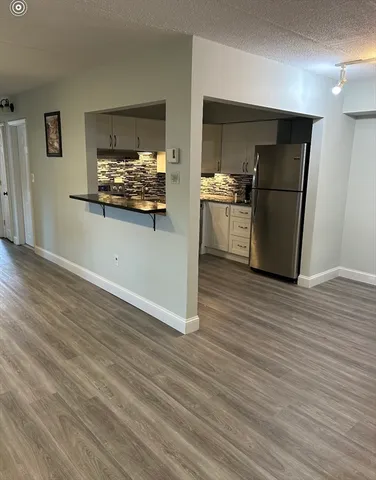 $2,400 | 90 High Street, Unit 107, Dedham, MA 02026